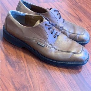 Mephisto brown dress shoe